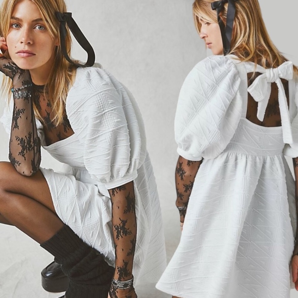 NWT Free People Violet mini dress Puff Sleeve Babydoll In Color Ivory 🤍 SIZE S